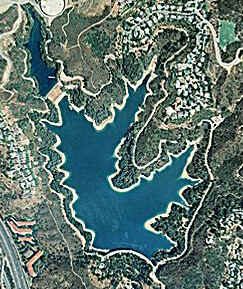 Aerial_Lake_Hollywood (21k image)